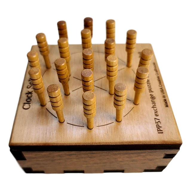 Clock Solitaire Peg Jumping Puzzle - Wood puzzle - Creative Crafthouse