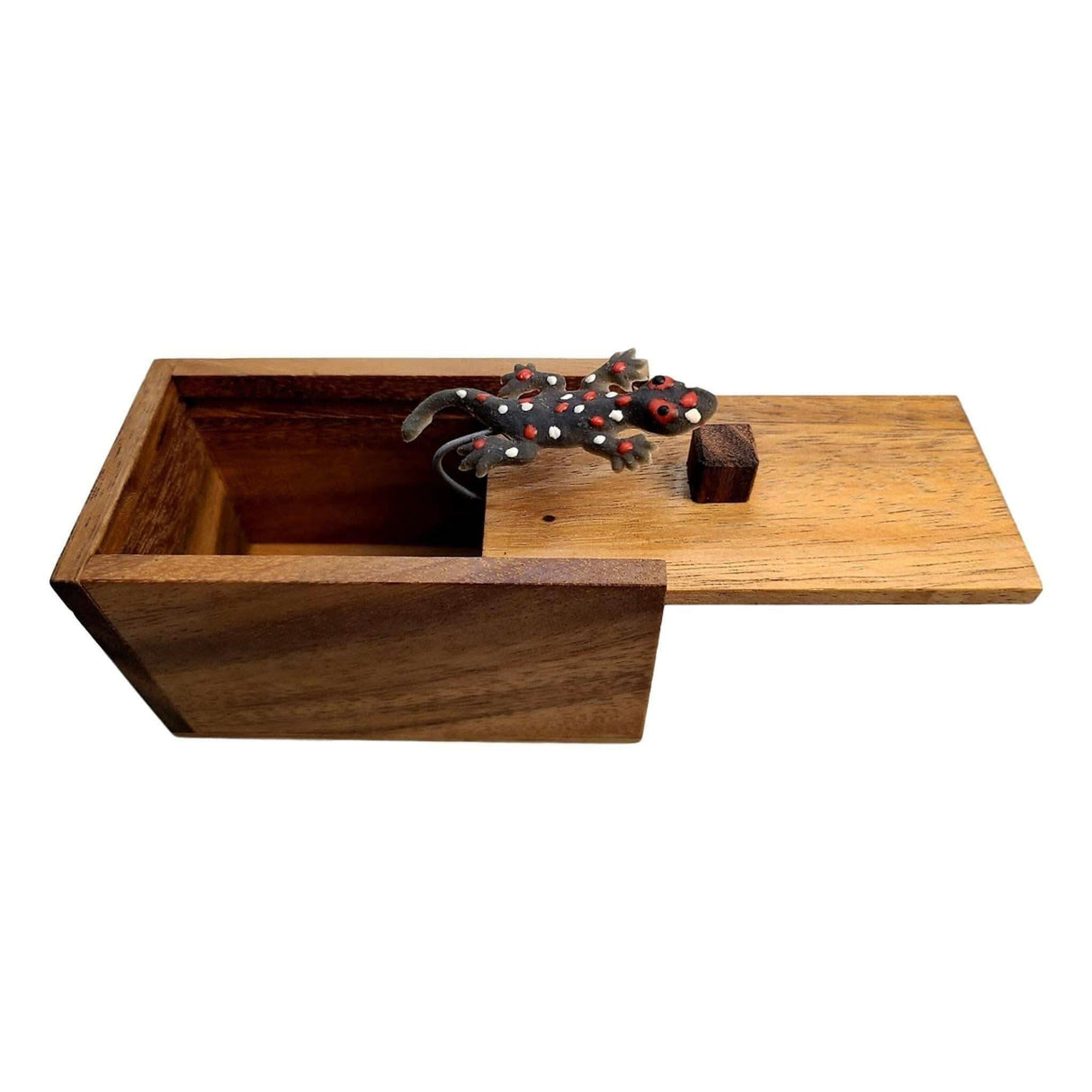 Halloween Gift - The Bug Box - Jump Scare and Prank Wood Box - Spider, Lizard, and Cockroach Version Available - Funny Joke and Gag Gifts - Creative Crafthouse