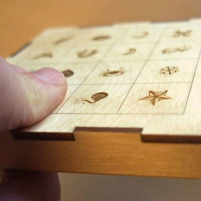 Lucky Spin Game | 2 - Person Roulette | Fun Strategy Game - Creative Crafthouse