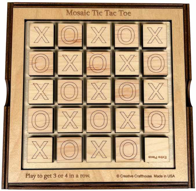 Tic Tac Toe Game on 5x5 Grid 