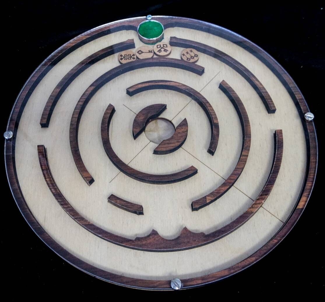 Disk Escape Maze for Escape Rooms - Creative Crafthouse