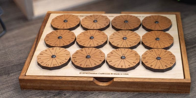 Shop expert difficulty wood puzzles and brain tesers.
