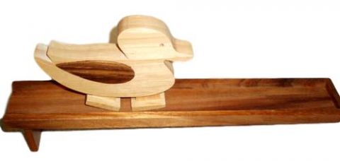 wooden walking duck toy